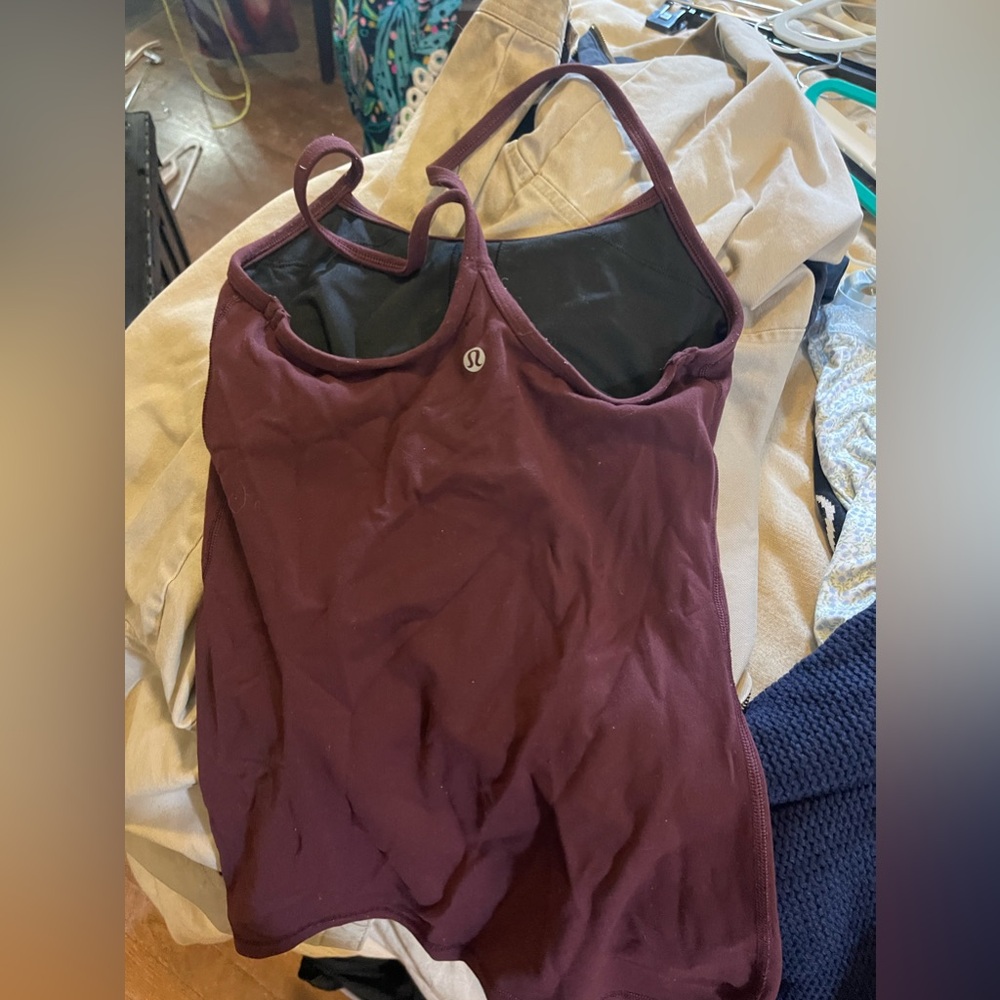 Lululemon tank